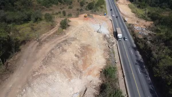 g1sorocaba's tweet image. ⚠️Trecho da Rodovia Lívio Tagliassachi é interditado para obras em São Roque glo.bo/ghj8tbz #g1 #SãoRoque