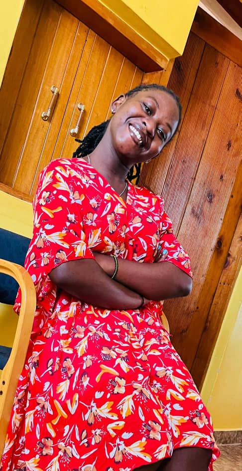 What needs to be done in a relationship to protect your peace of mind?
Conversation with Detahhustler on the #hillsfmwinddownshow

Stream via hillsfm.co.ug

#hillsfmwinddownshow
#hillsfmwinddownshowwithdetah
#takingyoutothetop