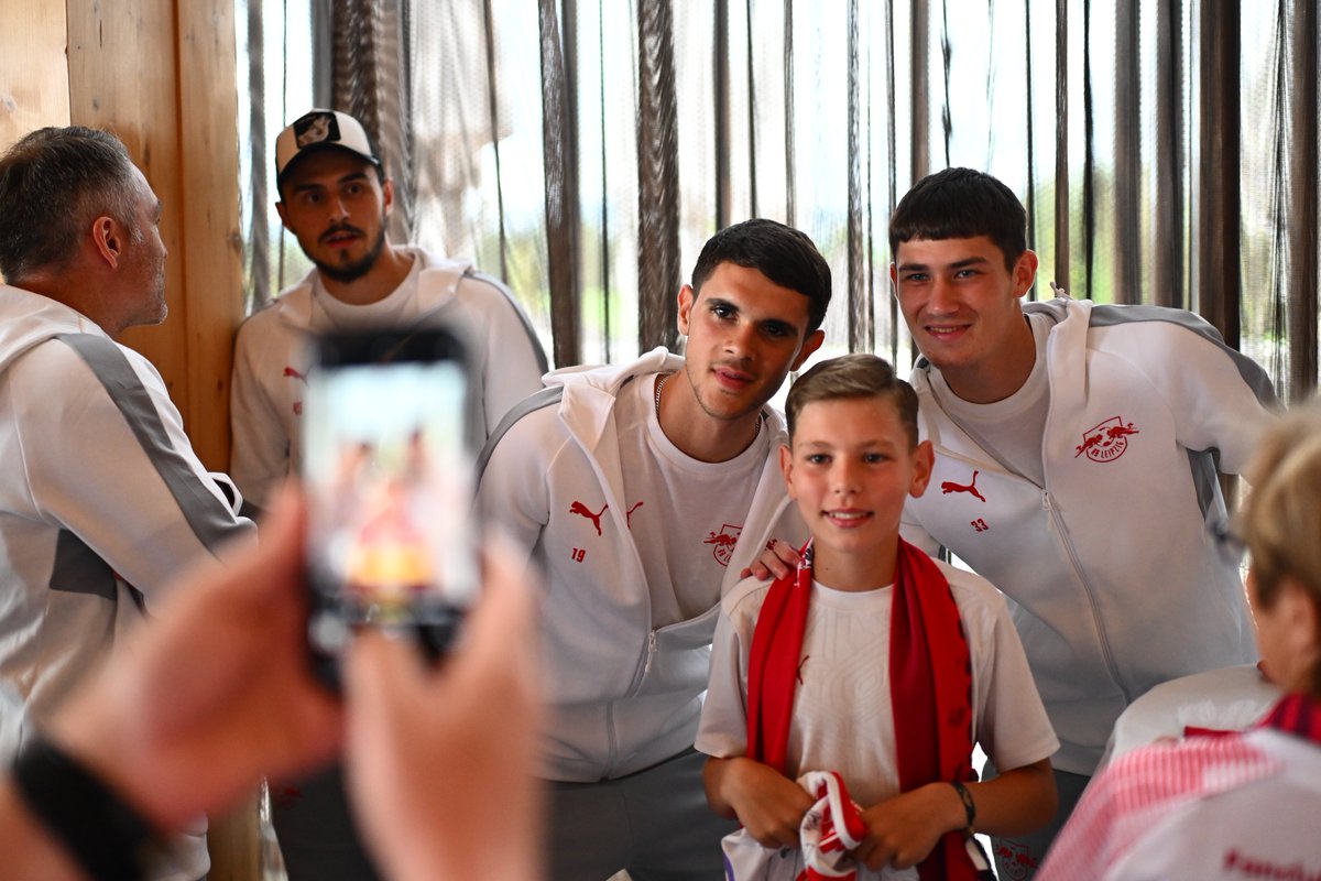 RBLeipzig_EN's tweet image. Thank you for your support everywhere we go 🙌