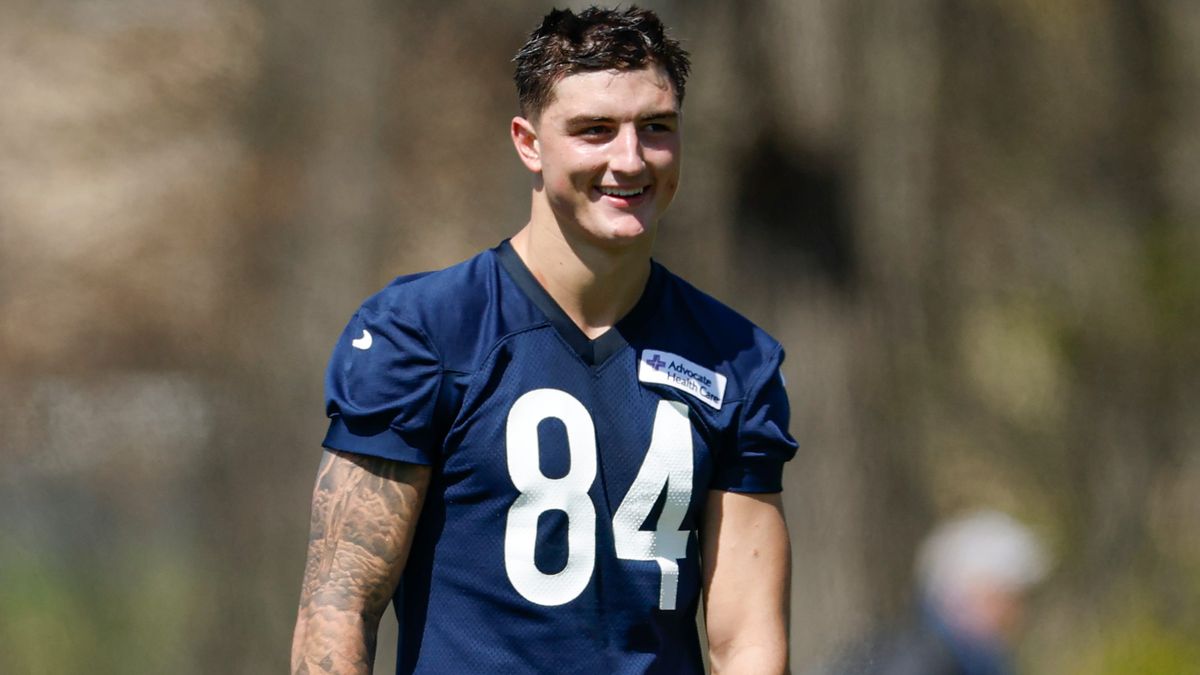 TheBearsWire's tweet image. 5 standouts from Day 5 of Chicago Bears training camp bearswire.usatoday.com/story/sports/n…