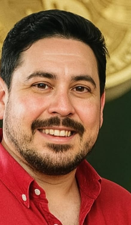 ▶️CRISIS ECONÓMICA PARA TODOS, MENOS PARA SU FAMILIA | 😡

Casi G. 1.500 millones al año cobran los familiares del director de IPS, Jorge Magno Brítez, en la función pública.😤

De acuerdo con datos de Ñandutí, su hijo, Diego Enrique Brítez cobra G. 17.489.000 como funcionario de