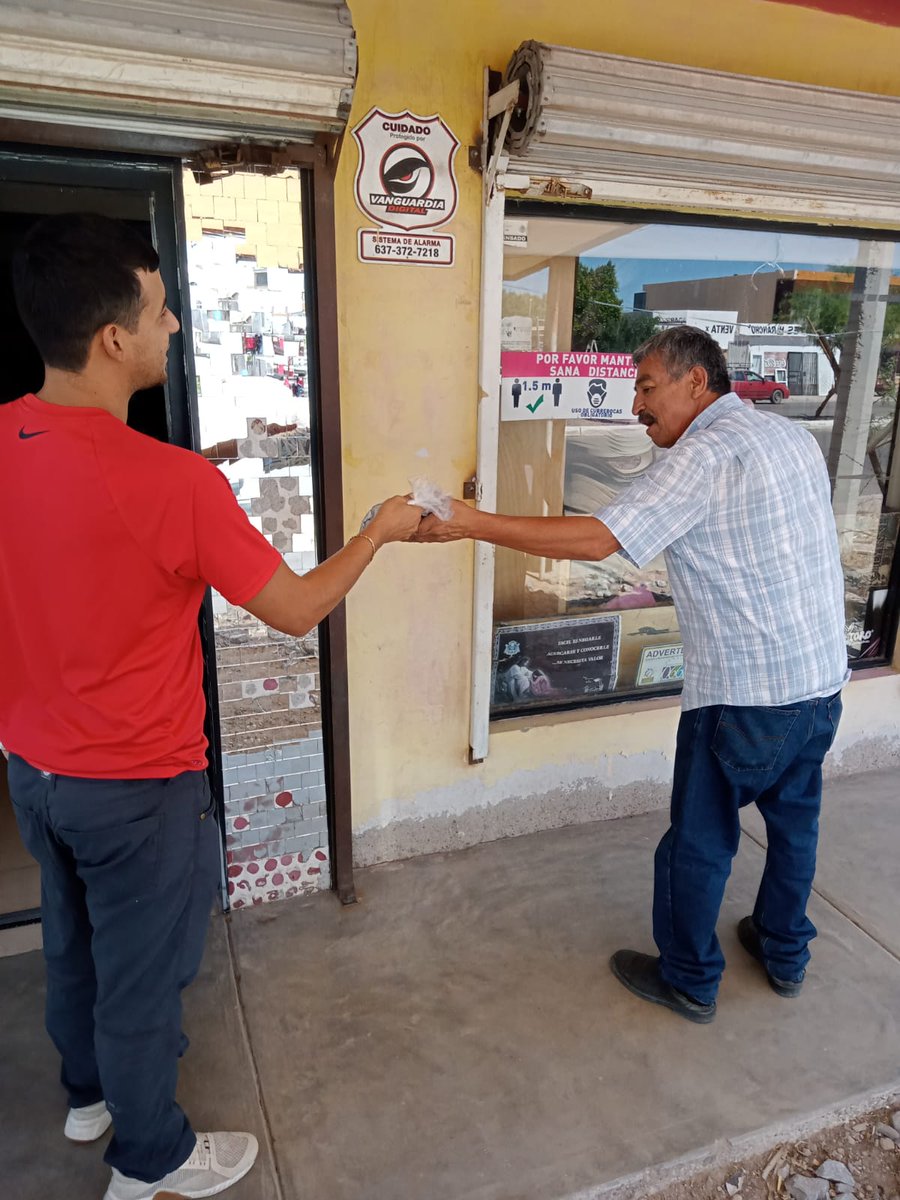 Instalamos una Zona Fresca en el Activo de la Colonia Deportiva de #Caborca, para proteger a la comunidad del calor extremo. 🛑☀️

Seguimos trabajando por espacios seguros para todas y todos.

#SaludSonora #PrevenciónEsSalud