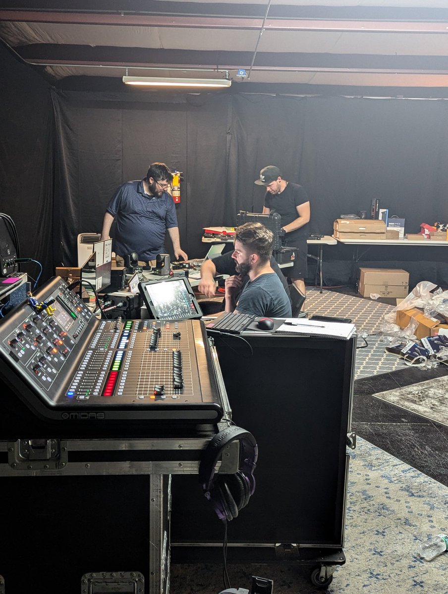 This is the first full day the Rare Network AV team has all met in person. A mix of professionals with backgrounds in a ton of niche live events markets from all over America.

Ohio, Kentucky, Tennessee, Florida, Colorado, Nevada 

Every one is getting to know each other, solving