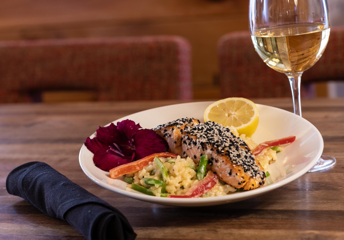 doubletreepdx's tweet image. Local ingredients. Big flavor. 🍴

Dine at Gather Food &amp;amp; Drink and taste the best of the Pacific Northwest.
hil.tn/hg470y

#PortlandHotel #PDXFoodie #DoubleTreePortland