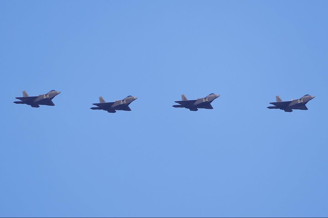 t5626a0719's tweet image. Aircraft/for f-22a raptor Daniel K. Inouye International Airport