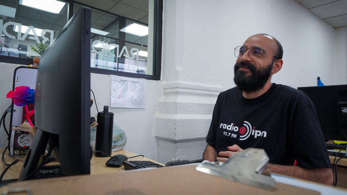 Javier Tapia Santoyo (@javiertapias_mx) on Twitter photo 📣 Amigos! Estamos en <a href="/RadioIPNOficial/">Radio IPN</a> compartiendo grandes noticias del Convenio entre el <a href="/IPN_MX/">IPN</a> y el <a href="/PCGuindayBlanco/">Patronato Corazón Guinda y Blanco</a> súmate y participa, El Politécnico para los Politécnicos… y recuerda sintonizar este martes 95.7FM 📻❤️
Querido Mtro. <a href="/enriqueanzures/">Enrique Anzures</a> un placer 📣 Amigos! Estamos en <a href="/RadioIPNOficial/">Radio IPN</a> compartiendo grandes noticias del Convenio entre el <a href="/IPN_MX/">IPN</a> y el <a href="/PCGuindayBlanco/">Patronato Corazón Guinda y Blanco</a> súmate y participa, El Politécnico para los Politécnicos… y recuerda sintonizar este martes 95.7FM 📻❤️
Querido Mtro. <a href="/enriqueanzures/">Enrique Anzures</a> un placer