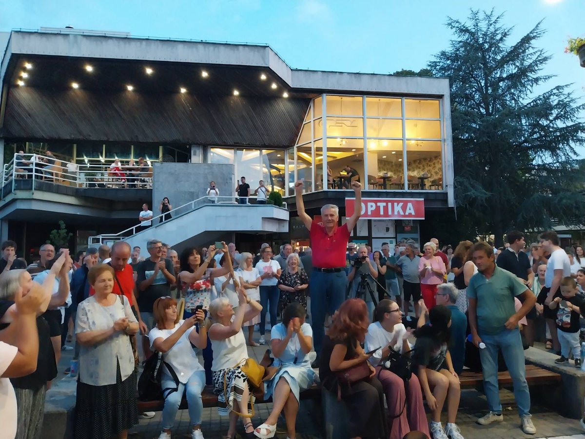 demokrate's tweet image. Đorđe Momić nije sam! 

📍Valjevo