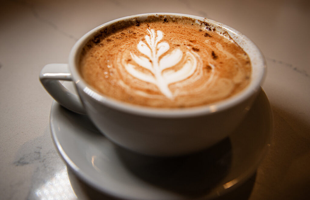 LongBeachPost's tweet image. Steadfast Cafe, a family-run Huntington Beach coffee shop, just expanded to downtown Long Beach. Here's their origin story: lbpost.com/hi-lo/food/ste…