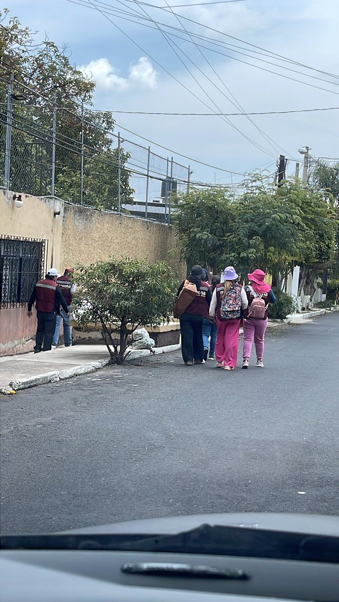 BatmanGdl's tweet image. Porque están pasando los de mugreña por las calles fuera de temporada electoral?
@FiscaliaElecJal @Monitoreo_JAL @Triejal_Jalisco @INEMexico @iepcjalisco
Las Águilas y Loma bonita ejidal @ZapopanGob