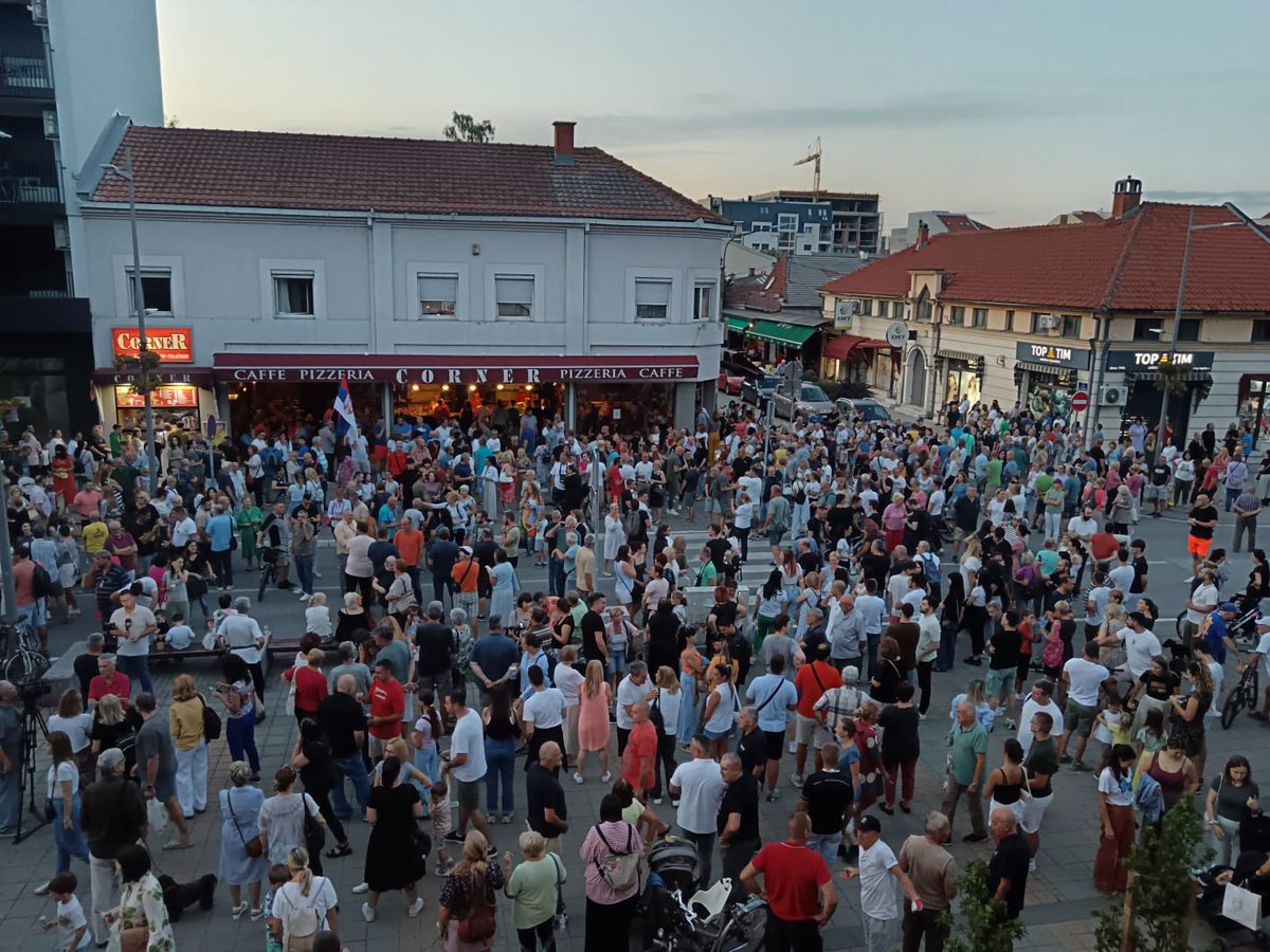 demokrate's tweet image. Đorđe Momić nije sam! 

📍Valjevo