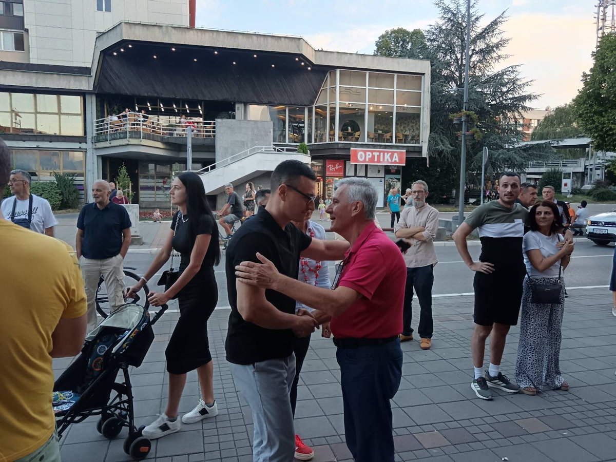 demokrate's tweet image. Đorđe Momić nije sam! 

📍Valjevo
