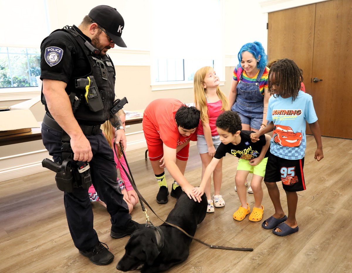 ZephyrhillsPD's tweet image. A big thank you to the @ZephyrhillsCity Public Library for recently hosting our @ZephyrhillsPD K9 Unit as part of their Summer Reading Events Program.

ZPD Officer Limoges and his partner, K9 Woody — gave an exciting demonstration to local families at Zephyrhills City Hall.🐾