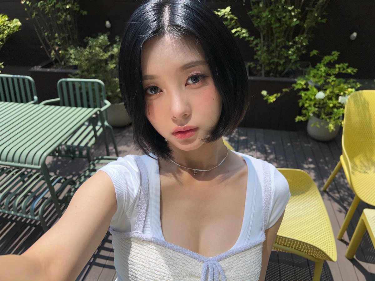 ggpopbase's tweet image. KEP1ER’s DAYEON looks angelical in new bbl pictures. 

#GGBase_KEP1ER #KEP1ER #DAYEON