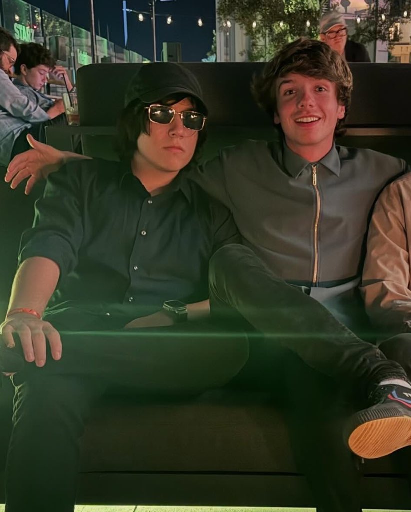 quackity looks like he would bully karl in high school