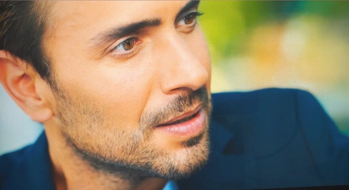 devrimiyiguler's tweet image. 🫠🤍 #ÇiftKişilikOda
