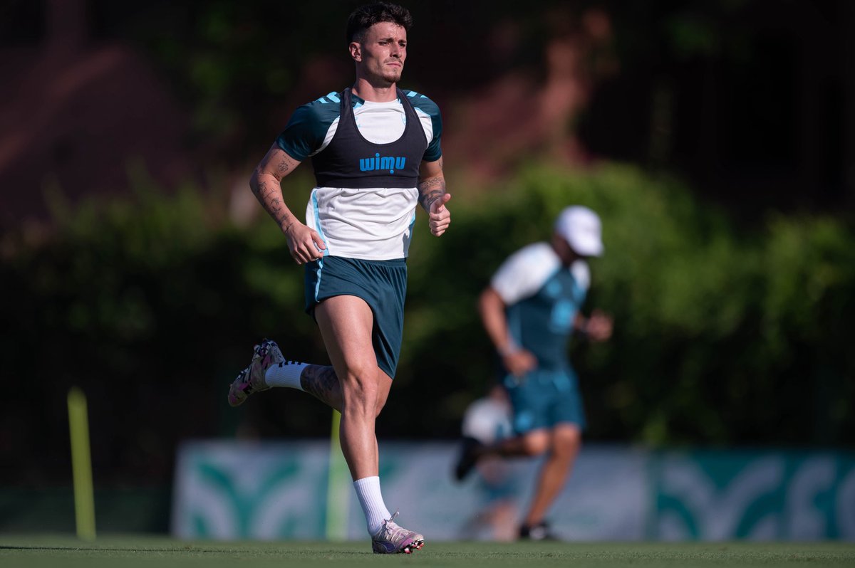 MalagaCF's tweet image. Primera sesión en Estepona ✅