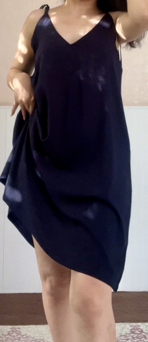 Roro202424's tweet image. قشنگ ترین لباس خواب سورمه ای دنیا ب دستم رسید 💕
ازین پیج @kiarash10273105