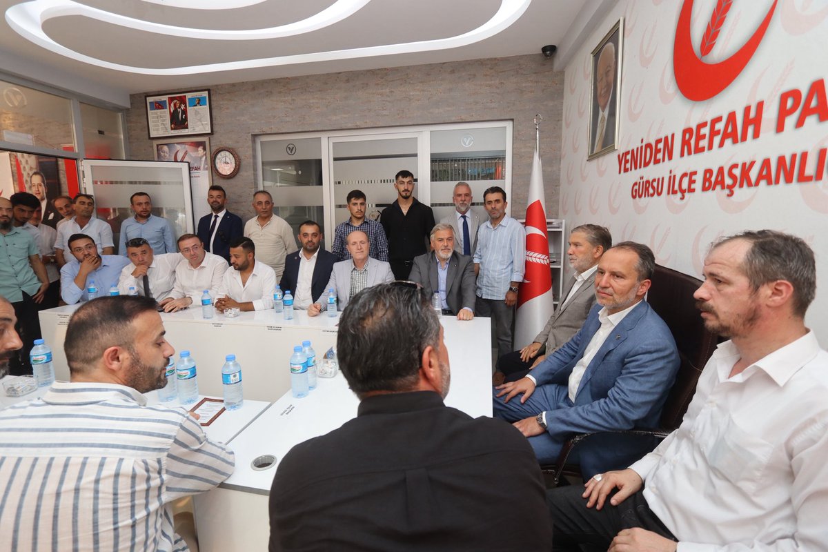 Bugün Bursa’da Gürsu ilçe başkanlığımızı da ziyaret ederek ilçe başkanımızdan çalışmalarıyla ilgili bilgi aldık.