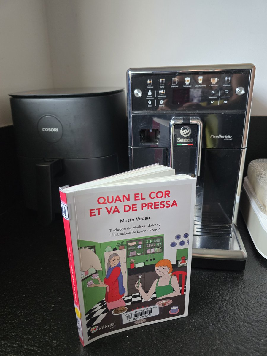 Biblioteca Pilarin Bayés de Vic (@bibliotecavicpb) on Twitter photo Recomanem "Quan el cor et va de pressa", una novel·la, que ens parla de l'ansietat en adolescents però també de connexions humanes. Escrita en primera persona, és una novel·la que arriba al cor del lector
A partir de 12 anys. <a href="/bibliotequesXBM/">BibliotequesXBM</a> <a href="/vic_cultura/">Vic Cultura</a> <a href="/PagesEditors/">Pagès Editors</a> Recomanem "Quan el cor et va de pressa", una novel·la, que ens parla de l'ansietat en adolescents però també de connexions humanes. Escrita en primera persona, és una novel·la que arriba al cor del lector
A partir de 12 anys. <a href="/bibliotequesXBM/">BibliotequesXBM</a> <a href="/vic_cultura/">Vic Cultura</a> <a href="/PagesEditors/">Pagès Editors</a>
