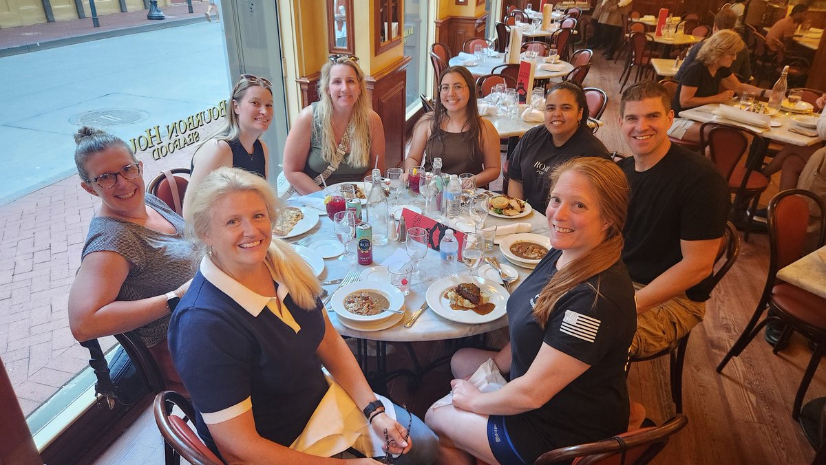 _AndyJacks's tweet image. Having a great time with our Ellis team in New Orleans! #EllisExplorers