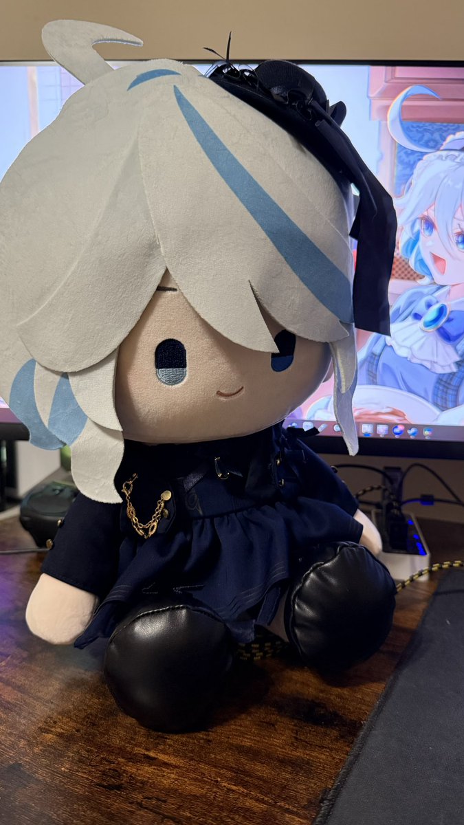 esperbird's tweet image. look who came in the mail today 💙