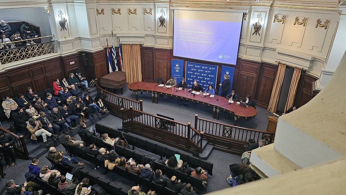 Adur presente ✊️
En la Asamblea General del Claustro

Hoy : Elección de Rector  
Sumate 👇👇

youtube.com/live/GnH4KTb2N…