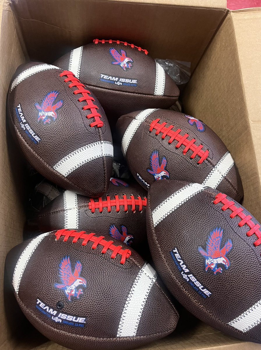 RoyalFootball4's tweet image. 2025 -Football Season is loading @RoyalFootball4 

#WeAreRoyal