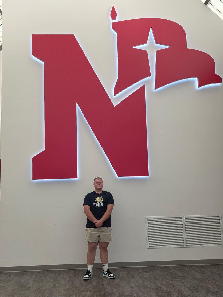 LuckySpringer75's tweet image. After an amazing visit, I'm extremely blessed and excited to announce that I have received a scholarship offer to Northwestern College!!
Go Red Raiders!!
#AGTG #NWCRaiders @Gregwill_74 @coachmmmcc @JFakkema80 @nwc_fb @nwciowa @EvanYabu @Coach_JRowe
