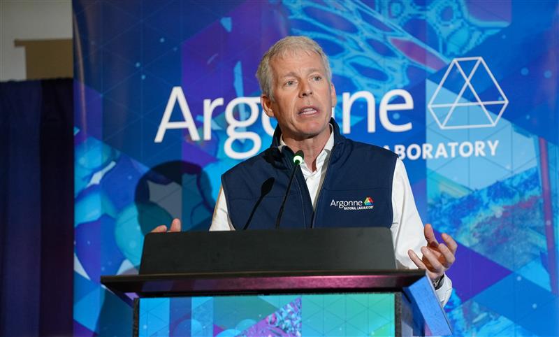 SecretaryWright's tweet image. Today, I was able to visit @Argonne and witness the raw power of the Aurora Exascale Supercomputer.
Aurora is one of the fastest supercomputers on Earth and will optimize scientific discovery that will transform what is possible for next-generation technology.