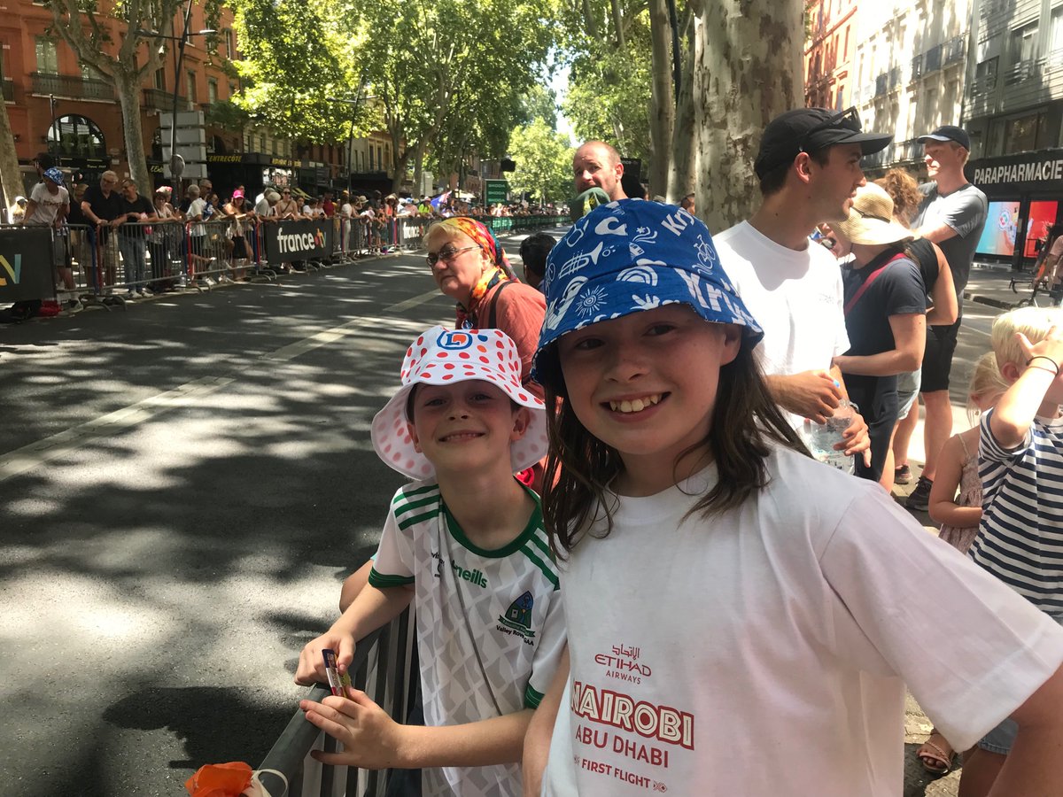 drjohnmccarthy's tweet photo. @IrishCorner10 @EFprocycling @LeTour @CyclingIreland Soaking up the atmosphere before and during the day. Huge encouragement from the locals for Ben Healy. https://t.co/YTvolcMno9