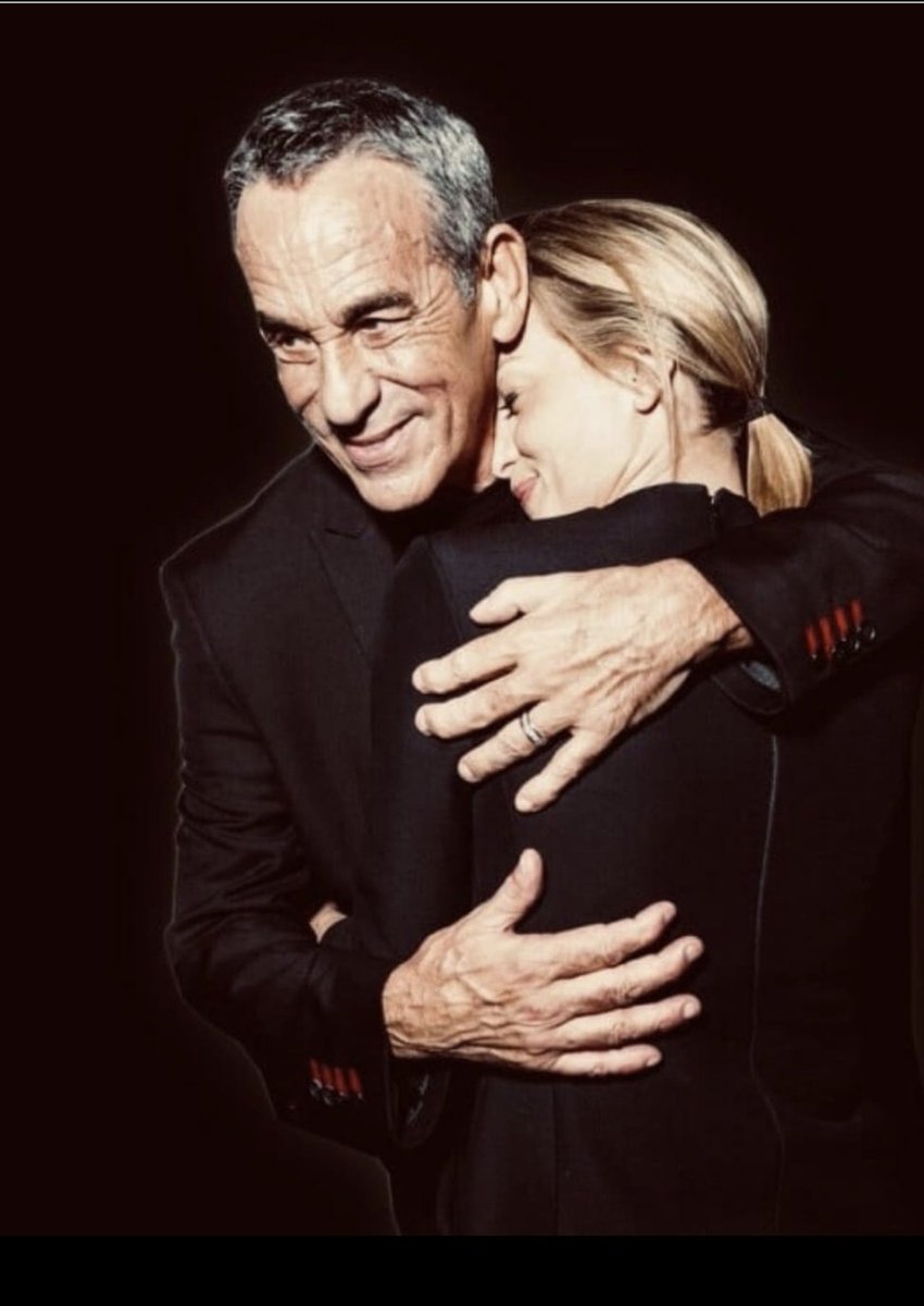 Merci <a href="/audrey_crespo/">Audrey Crespo-Mara</a> pour ce film de votre vie et de la sienne mêlées. 
Il était très beau.