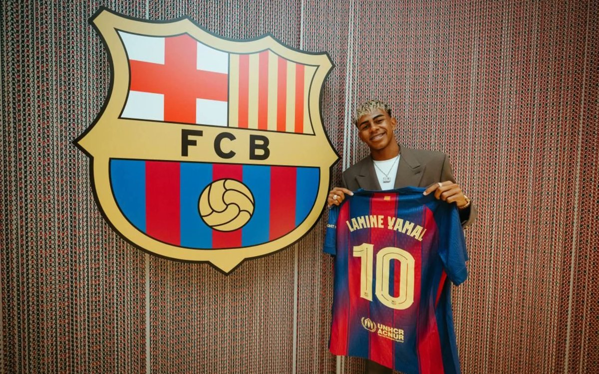 xGTstats's tweet image. 🇪🇸 Lamine Yamal com a camisa 19 no Barça:
👤 55 jogos.
⚽️ 18 gols.
🅰️ 21 assistências.
🔥 Bons números hein, @RadioCuler?
😏 This is xGT.