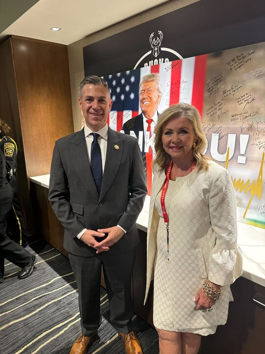 VoteMarsha's tweet image. Join me in wishing @Jim_Banks a very happy birthday! He’s a true patriot, and Hoosiers are fortunate to have him fighting for them in Washington!