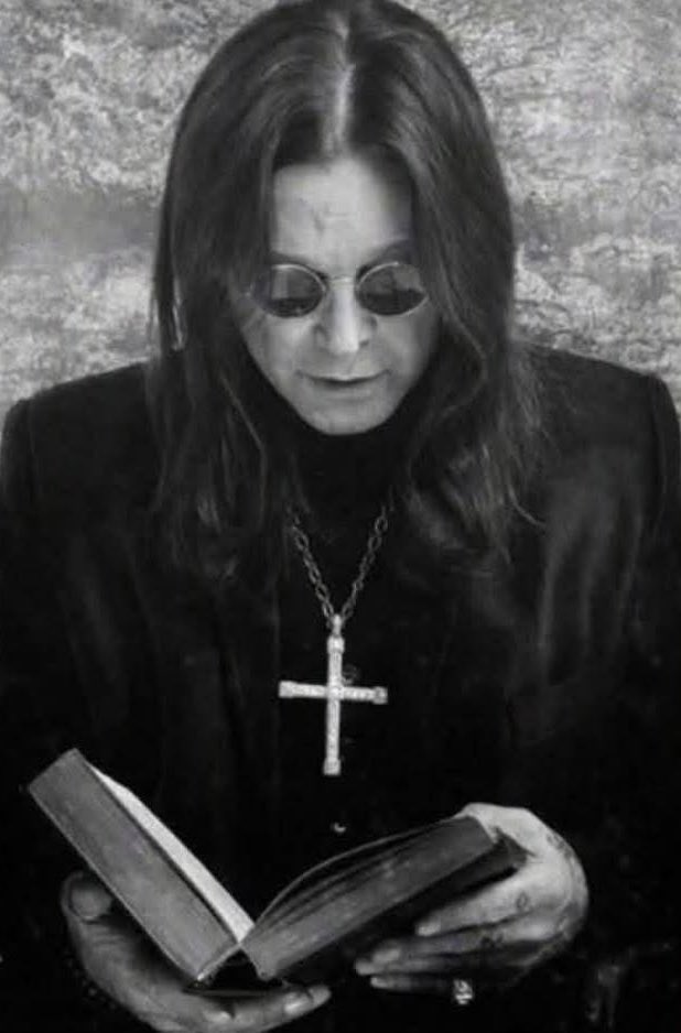 2StefanMoore's tweet photo. Ozzy's farewell show raised $190 million &amp; all the money was donated to Birmingham Children's Hospital, Acorn Children's Hospice &amp; Cure Parkinson's, the "Prince of Darkness" has more light than many angels.🦇❤️🤘
#OzzyOsbourne https://t.co/e40k8szmgk