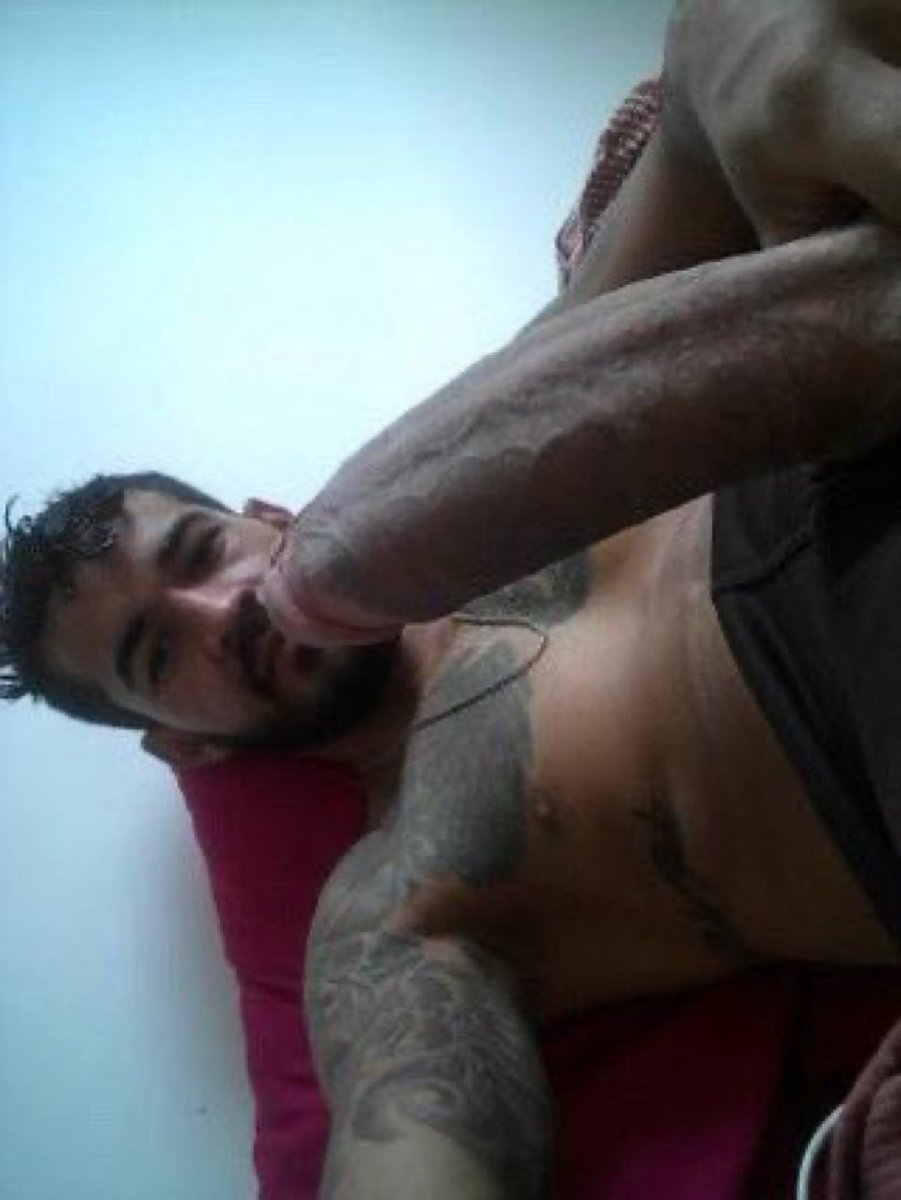BaianoDotado23C's tweet photo. 🍆 Não é efeito, é volume real.
Quem aguenta esse pauzão mega grosso https://t.co/K8sR9noYMx