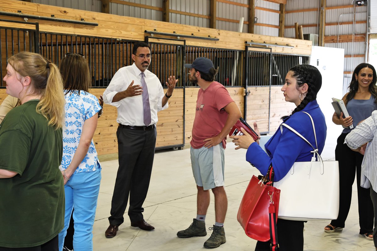 SUNYChancellor's tweet image. Next stop on the SUNY Reconnect Tour: Tompkins Cortland Community College! SUNY Reconnect offers truly life-changing opportunity. I was glad to be joined by @SenatorLeaWebb, @nysut President Person, & Tompkins County Administrator Akumfi to showcase how we can truly empower…