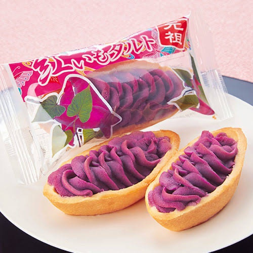 ryukyu_story's tweet image. はいさ〜い🌅
私の志
【琉球に住む人が平和に暮らし、未来に希望が持てる】
を実現し、琉球の地域創生を成し遂げるため
本日も沖縄県から琉球の魅力を発信📸
『紅芋タルト』
みんな大好き!沖縄名物👀
タルトケーキやクリスピーサンドも😋
皆さんは、どれが1番好きですか?🫧