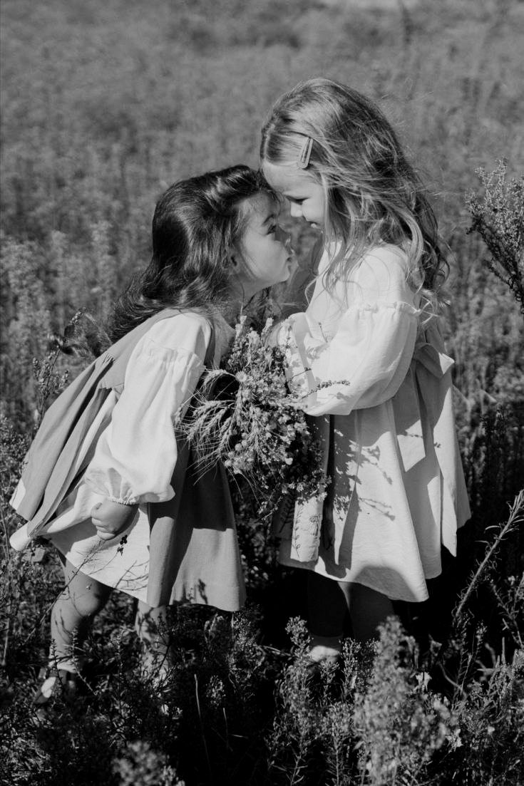 2roro_'s tweet image. .
من لم يكن معك أثناء العاصفة 
فلا تحتاجه عند شروق الشمس.