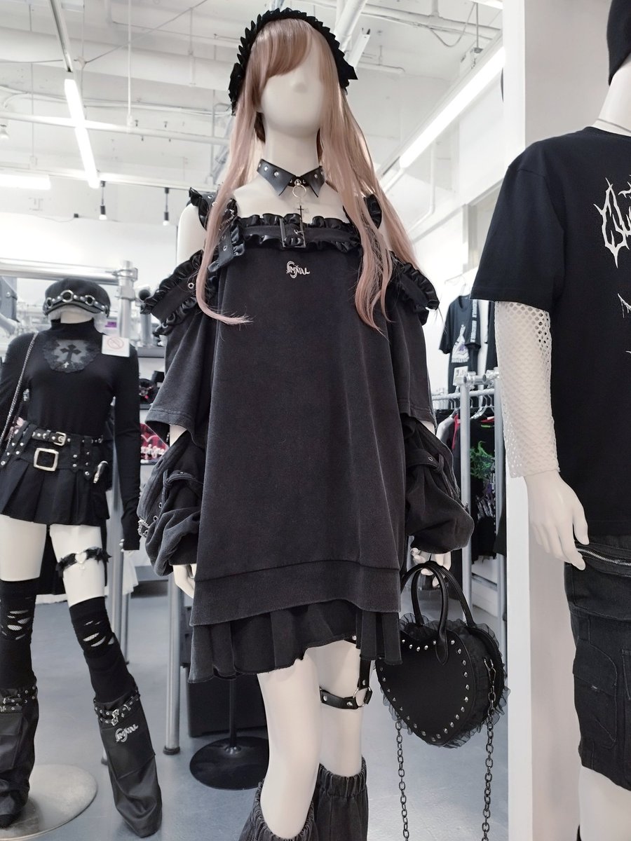 QOOZA クーザ　IMVAL オフショルダードレス QOOZA【クーザ】 (@QOOZA_JP): 