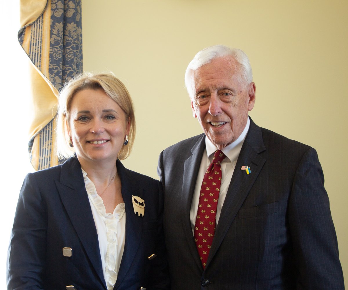 RepStenyHoyer's tweet image. Great to meet with @EUAmbUS Jovita Neliupšienė and discuss our shared values of freedom and democracy globally.
I look forward to our work together to ensure Ukraine continues to receive the support it needs to win this war and to strengthen the U.S. and EU's partnership.