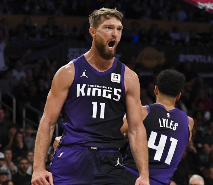 DomasMuse's tweet image. Domantas Sabonis last three 2k Ratings:
NBA 2K23: 86
NBA 2K24: 90
NBA 2K25: 88
Predict Sabonis rating for this next season.