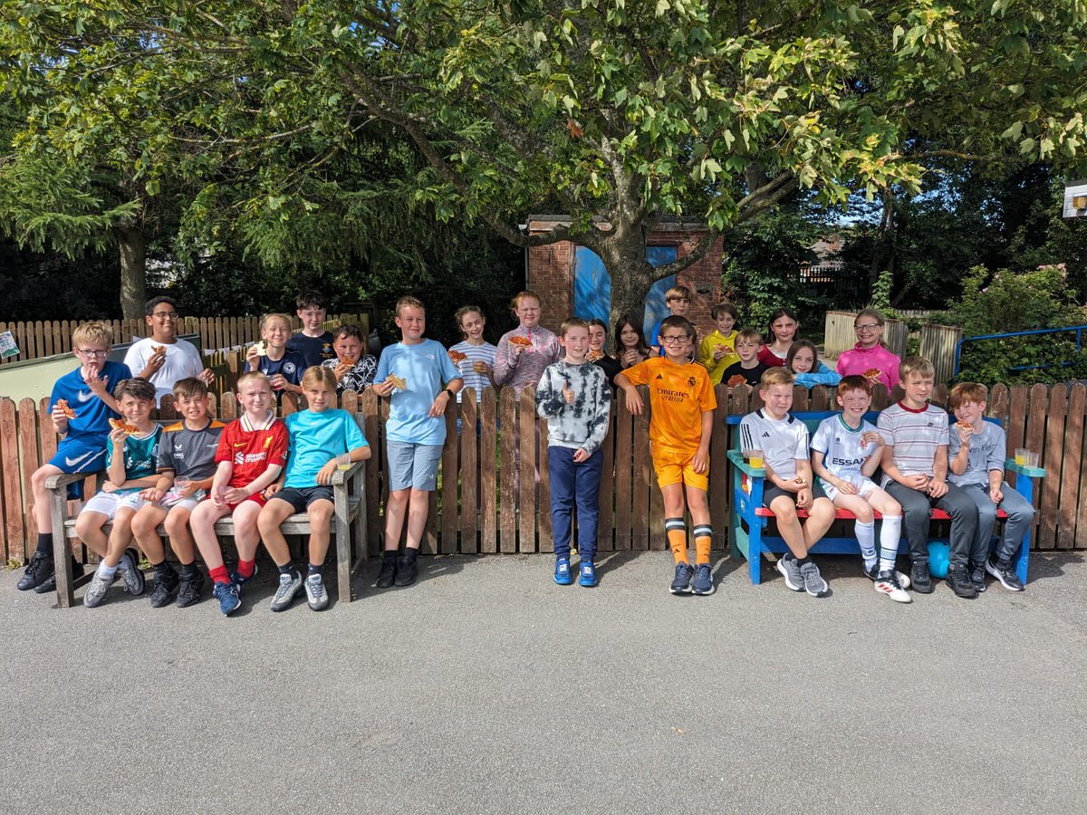 thingwallprima1's tweet image. 💙💛What a super evening Y6 had for their end of year party. We hope you had a great time making memories together. Thank you for always being super role models for our younger pupils and for being kind, funny, friendly and full of smiles. We will miss you. @OakTreesMAT 💛💙