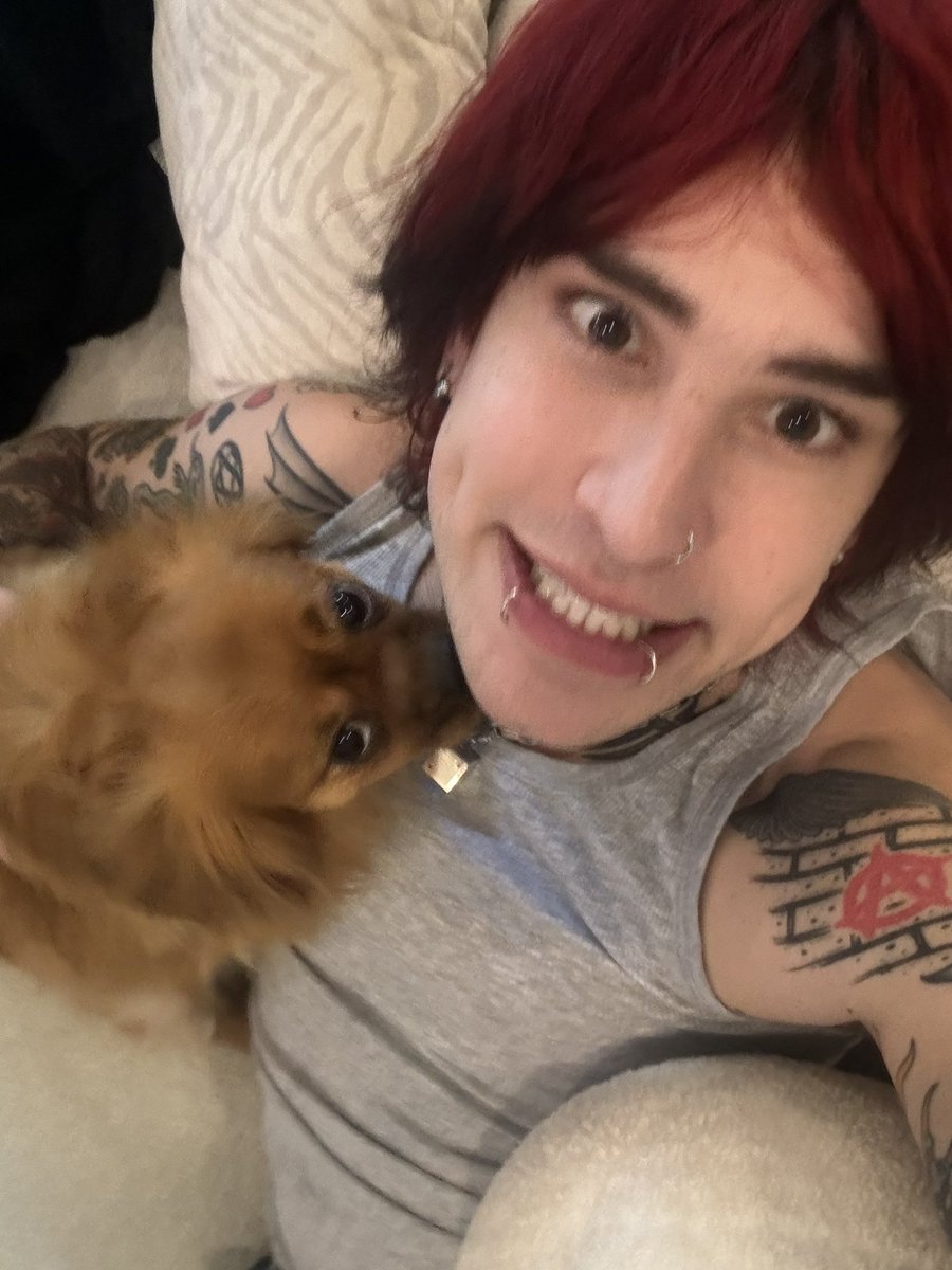 JakeWebber9's tweet image. bro saw the camera😭