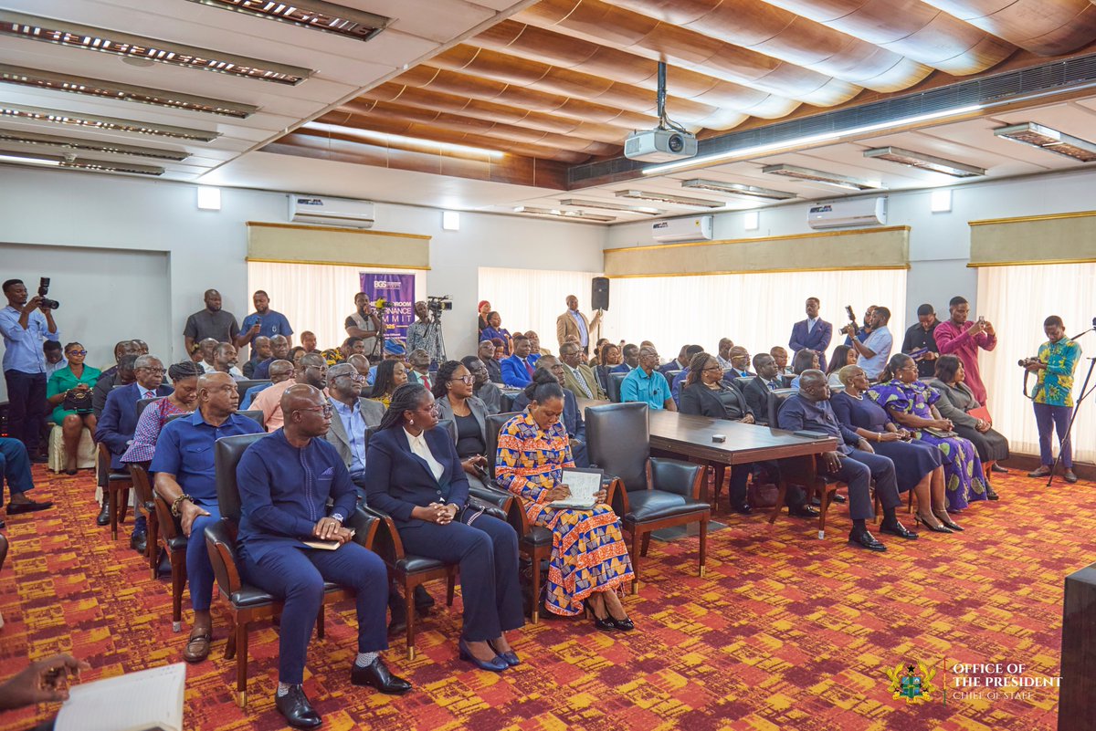 JDebrahofficial's tweet image. “From time to time, we must pause & reflect: what are we doing right, & what are we doing wrong? President Mahama intends to reinvigorate our systems of governance in areas where we have become lax” -JD
_As Boardroom Governance Summit partners pay courtesy call_
#ResetGhana