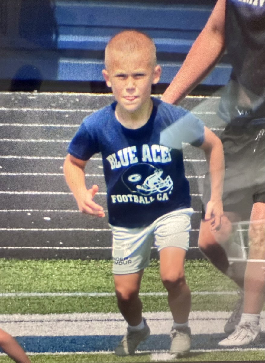 @Biems22 (@biems22) on Twitter photo Great time today on Day 2 of <a href="/Granville_FB/">Granville Football</a> Youth Camp. ♠️🏈
Shout out to <a href="/ParkerCosta_4/">Parker Costa</a> <a href="/kirbyfootball/">Kyle Kirby</a> <a href="/trecpurdle/">trey curry</a> <a href="/heathhinton42/">heath.hinton</a> <a href="/CoachBecher/">Coach Cory Becher</a> and all of the GHS FB coaches & players for making another great 2 day event for the kids. Great time today on Day 2 of <a href="/Granville_FB/">Granville Football</a> Youth Camp. ♠️🏈
Shout out to <a href="/ParkerCosta_4/">Parker Costa</a> <a href="/kirbyfootball/">Kyle Kirby</a> <a href="/trecpurdle/">trey curry</a> <a href="/heathhinton42/">heath.hinton</a> <a href="/CoachBecher/">Coach Cory Becher</a> and all of the GHS FB coaches & players for making another great 2 day event for the kids.