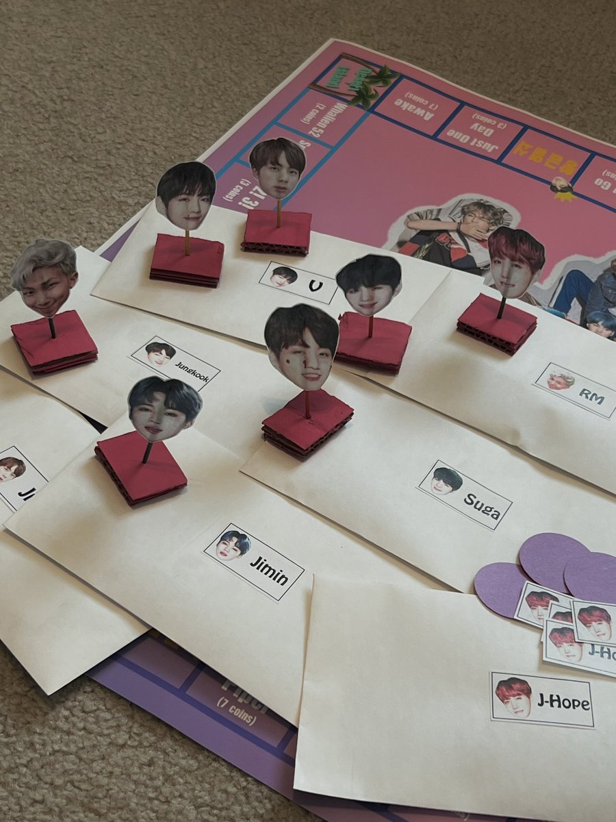 hopeworldian322's tweet image. cleaning out my room and found perhaps my crowning achievement as a BTS fan - the Marble board game from Run BTS! that I spent months painstakingly recreating back when I was in high school 🥹💜 #bts #BANGTAN #btsrun #btsreunion