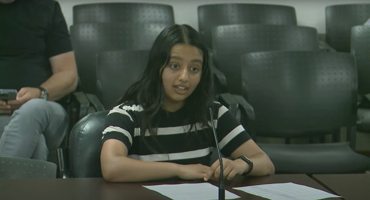 ttcriders's tweet image. Arushi is in highschool and she and her friends rely on the Bathurst bus to get to school. She asks for support of these lanes so she can get to school on time and cut down on the stress of a delayed commute.