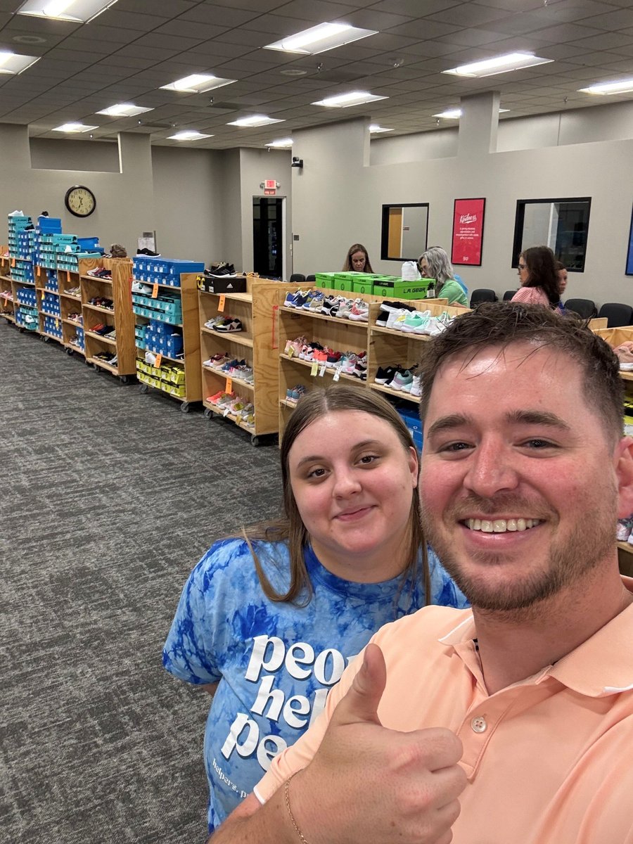 #TeamEnvista prepping and lending a hand for @lawrenceschoolfoundation's 2nd Annual Kids Expo! 

Ready to help make a difference for the kiddos in Douglas County.