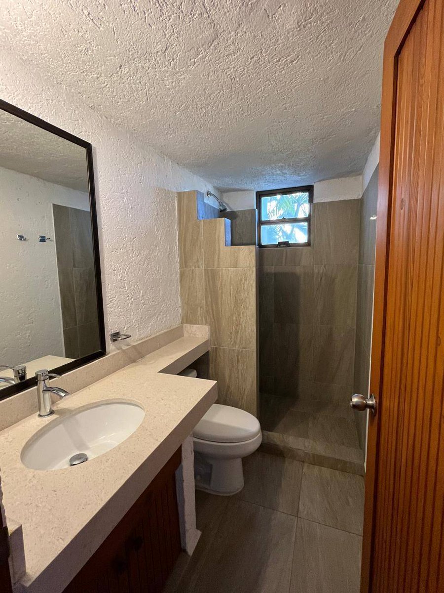 Marthacabo's tweet photo. Location, lifestyle, and comfort all rolled into one! 
#Hacienda E3 a 2 BD 2 bath   Fonatur area SJ.
Walk to galleries, local cuisine, and relax by the waves! 
See more: https://t.co/RcaubR59LA
#BajaDreams #LiveInCabo #InvestmentOpportunity #CondosForSale https://t.co/MS6HYEwnzf