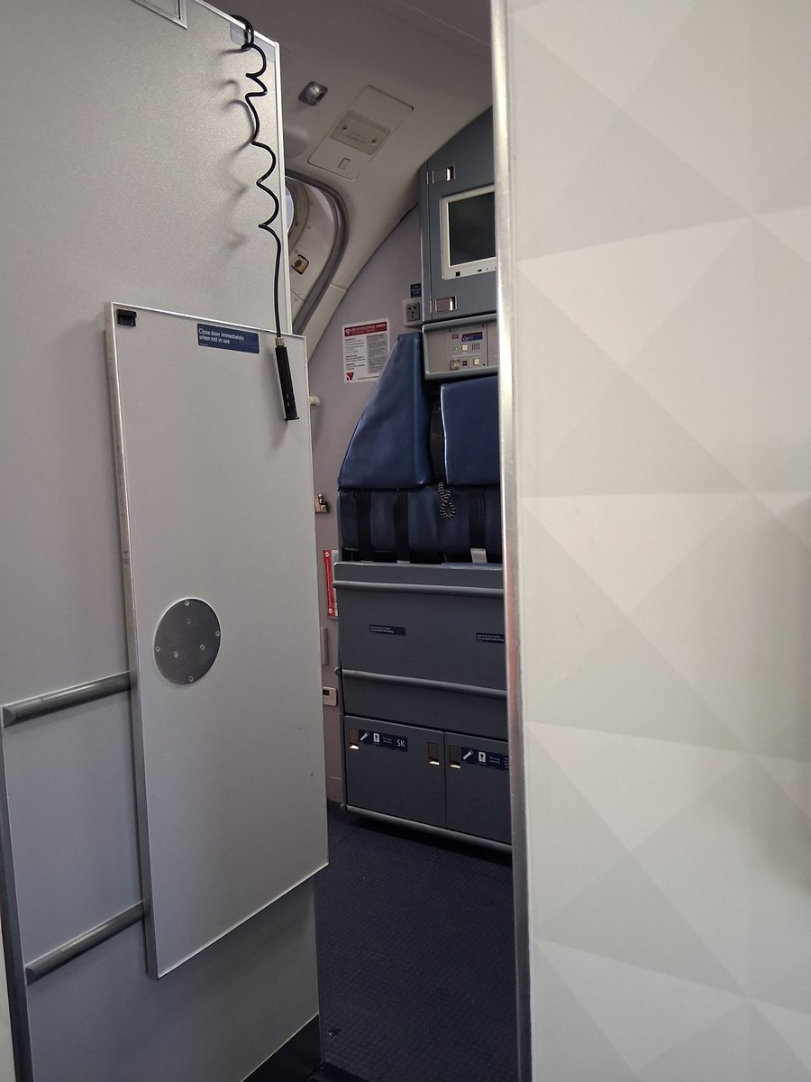 Well they reloaded us

Looks like this time may be for real

Seattle to Chicago then driving to upstate New York

Heading to a funeral for one of the brides mafioso relatives

Hide your wives hide your daughters 

Saint Larry aka Girth Brooks is on the way